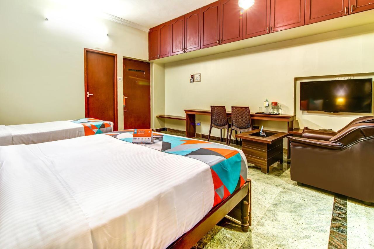 Fabexpress Nestlay Rooms - 100M From Velammal Hall, Moggappair Chennai Dış mekan fotoğraf